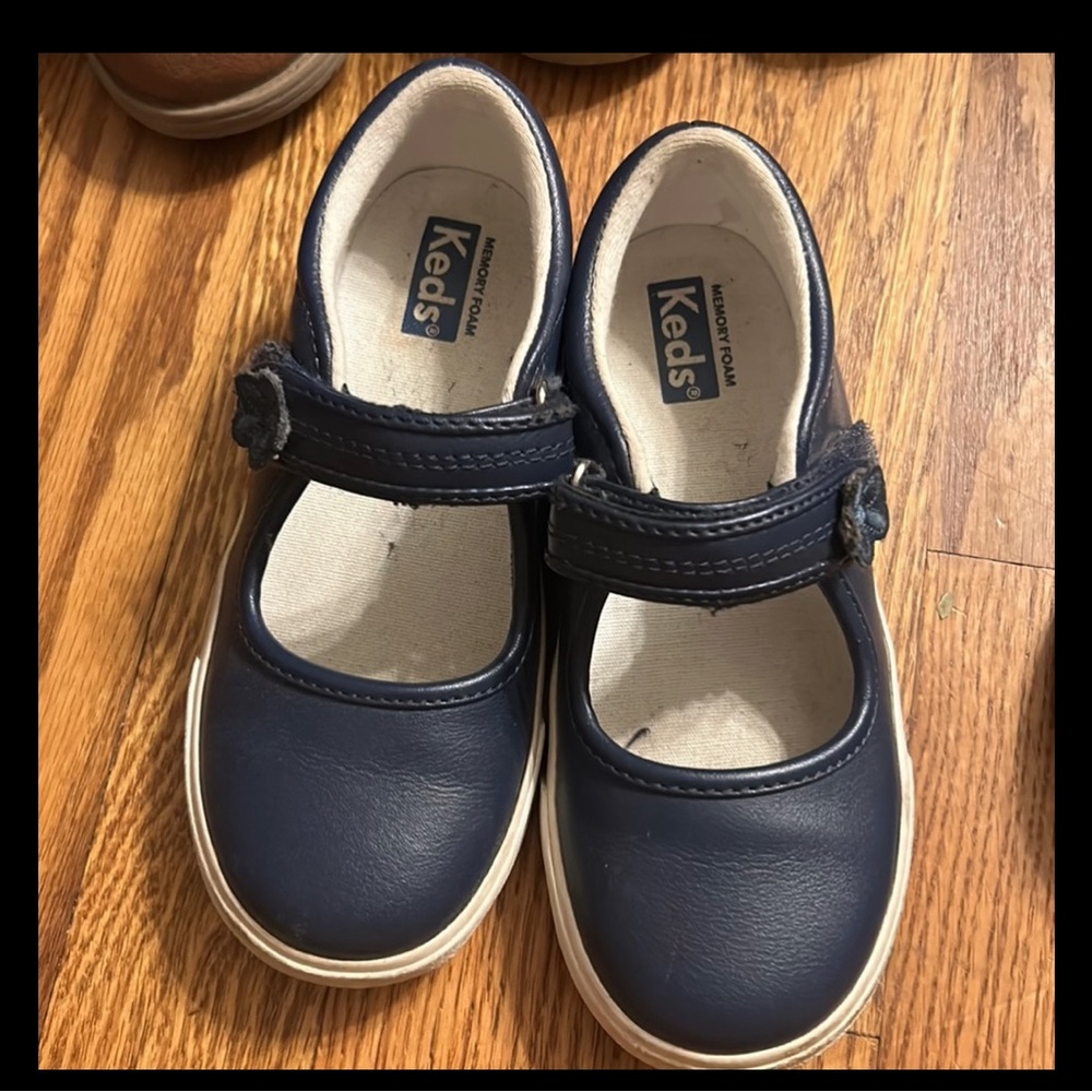KEDS